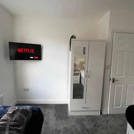 Luxe Loft Living: A Away From Holiday home Bradford (West Yorkshire)