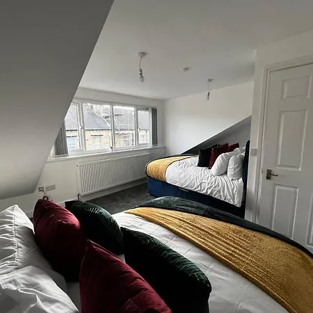 Luxe Loft Living: A Away From Holiday home